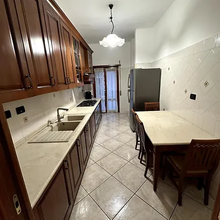 Tranquillo Stazione Serenissima, 2 Stanze Private E Cucina Condivisa Con L'host Habitación en casa particular *